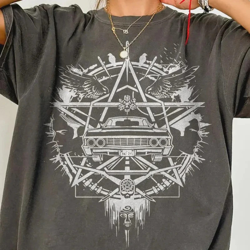 เสื้อยืดโลโก้ "Supernatural", เสื้อยืด Dean Winchester, เสื้อยืด Sam Winchester, เสื้อยืด Winchester Brothers, Sam และ D
