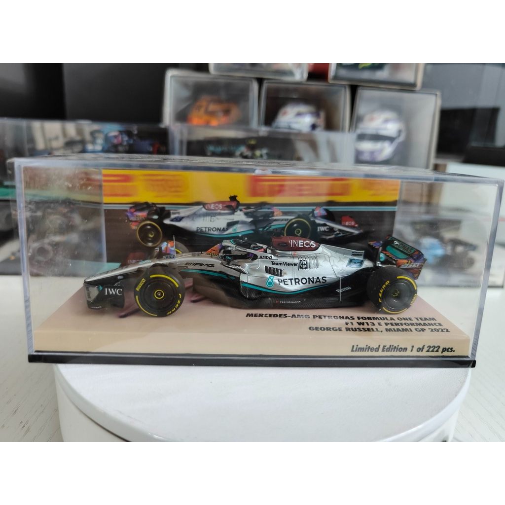 [สต๊อกพร้อม] Russell Mercedes-Ben Fleet w13 Racing ck Special Note Mini Cut 43 Scale Racing Car Mode