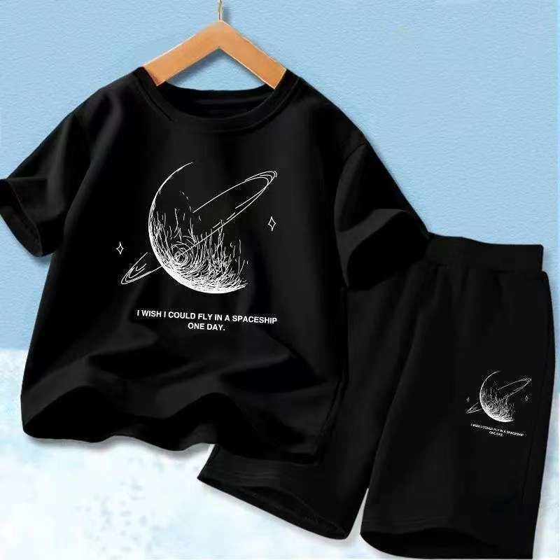[COD]（ชุดเสื้อยืดและกางเกงสั้นเด็ก）ชุดกีฬาเด็กผู้ชาย แขนสั้น  กางเกงขาสั้น อินเทรนด์ แฟชั่นเกาหลี สไตล์อิน มีบริการเก็บเ