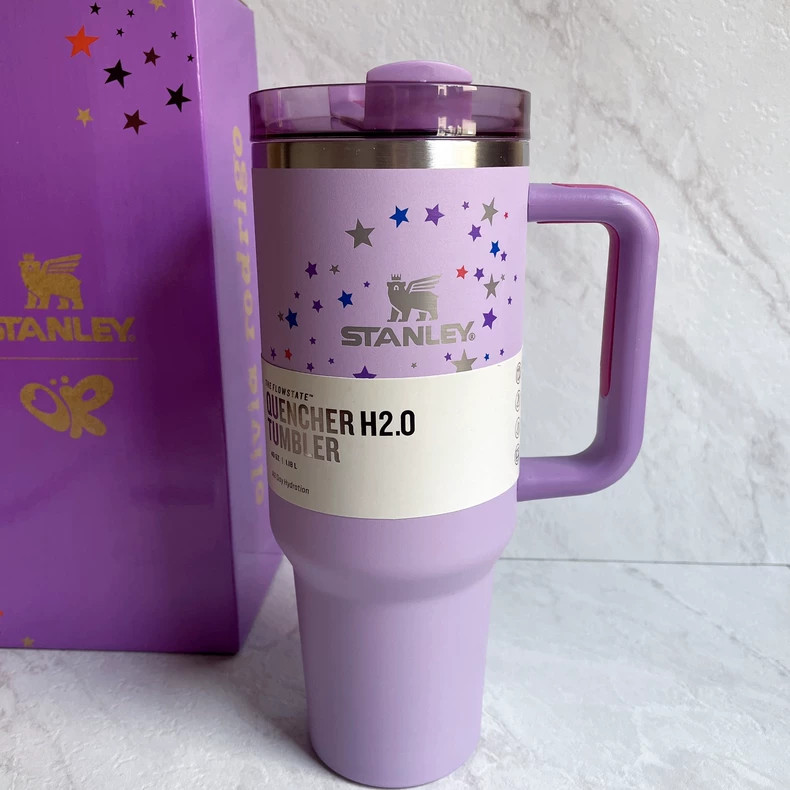 [สต๊อกพร้อม] Stanley x Olivia Rodrigo Joint Series ลายดาว สีม่วงสวย 40oz