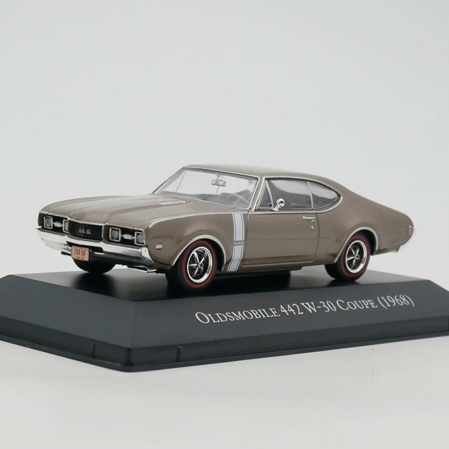 Ixo Oldsmobile ixo Oldsmobile 442 W-30 Coupe 1968 1/43 สี As Pictured Base + กล่องแสดงผล