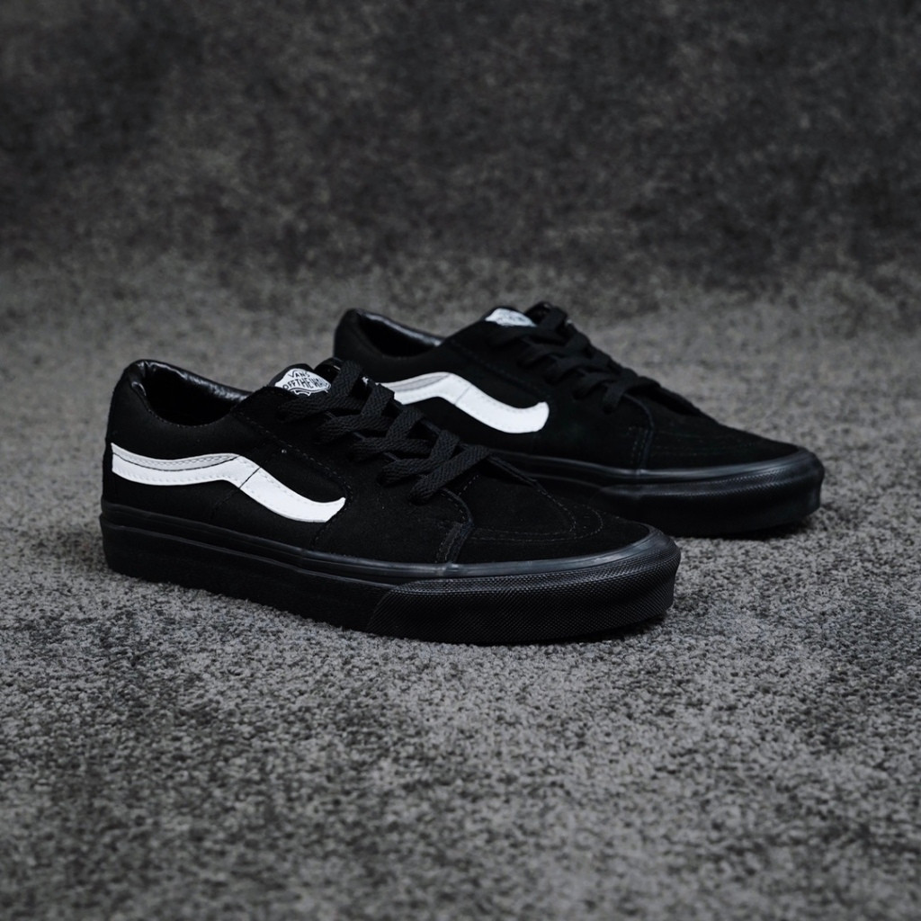 Vans SK8-Low Vans Black Samurai Low-Top Vulcanized รองเท้าผ้าใบ