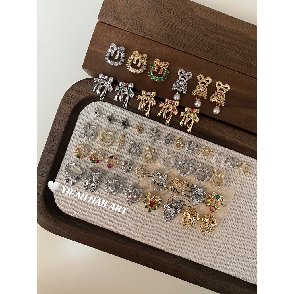 เซ็ทเสื้อคลุมนอนสไตล์คริสต์mas กับของตกแต่งเล็บแบบไอดอล R96