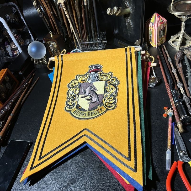 Gran Fendo College Flag Slavenclaw College Flag Hecci Patch College Flag Ravenclaw College Flag