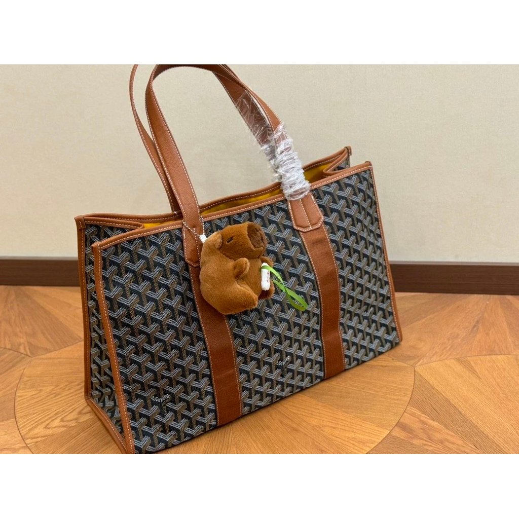 Goyard 24.7.4 Commuter Bag มีให้เลือกถึง 4 สี