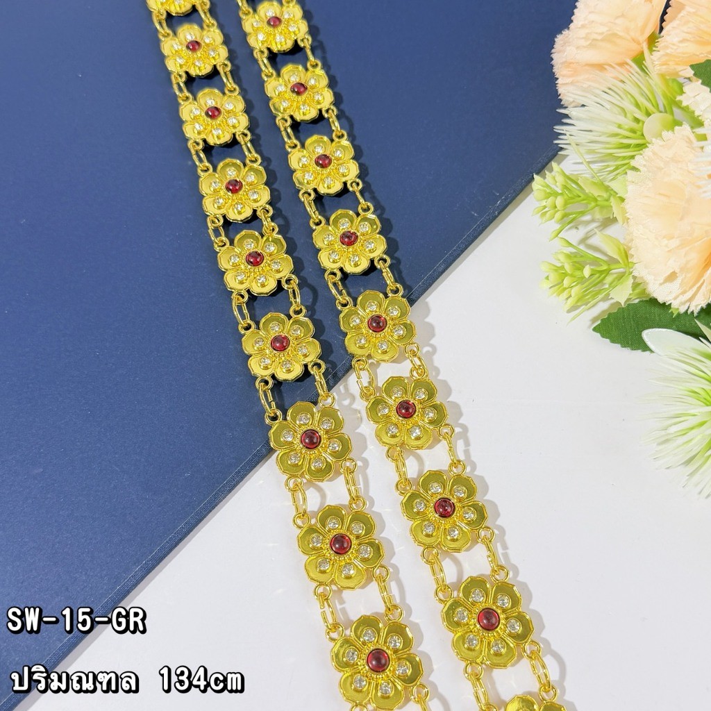 สังวาลย์ประดับชุดไทย ลายดอกแม่การะเกด งานประณีต สีเงิน–ทอง พลอยสีสวยงาม