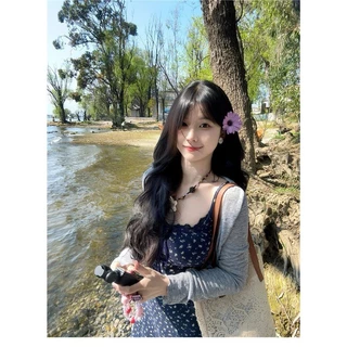 (ส่งจากไทย)วันแม่ชุดเดรสสปาเก็ตตี้สายเดี่ยว สีน้ำเงินลายดอกไม้สั้น+คาร์ดิแกนแขนยาวสีเทาอ่อน หวานๆ ลำลอง เสื้อฮาวาย