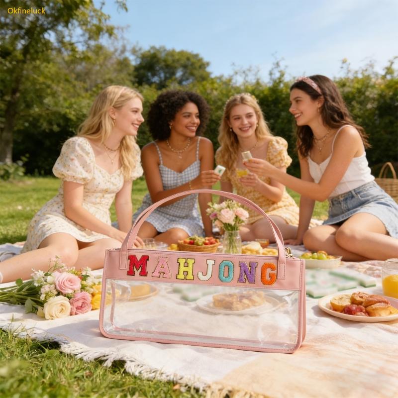 OKFI กระเป๋าแต่งหน้า PVC Sheer หรูหราแสดงรูปแบบตัวอักษรที่สวยงาม Great Option