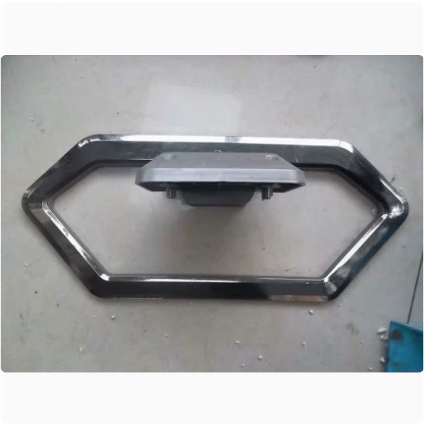 ขายึดฐาน TCL L39E5690A-3D ดั้งเดิมฟรีสกรู