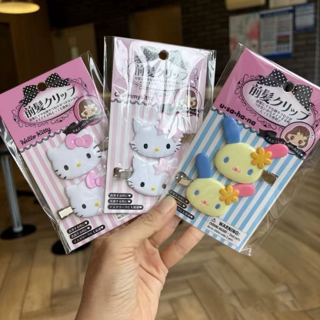 คลิปหนีบผมหน้าม้า Sanrio Hello Kitty สไตล์ลายดอกไม้ แบบไร้รอยต่อ