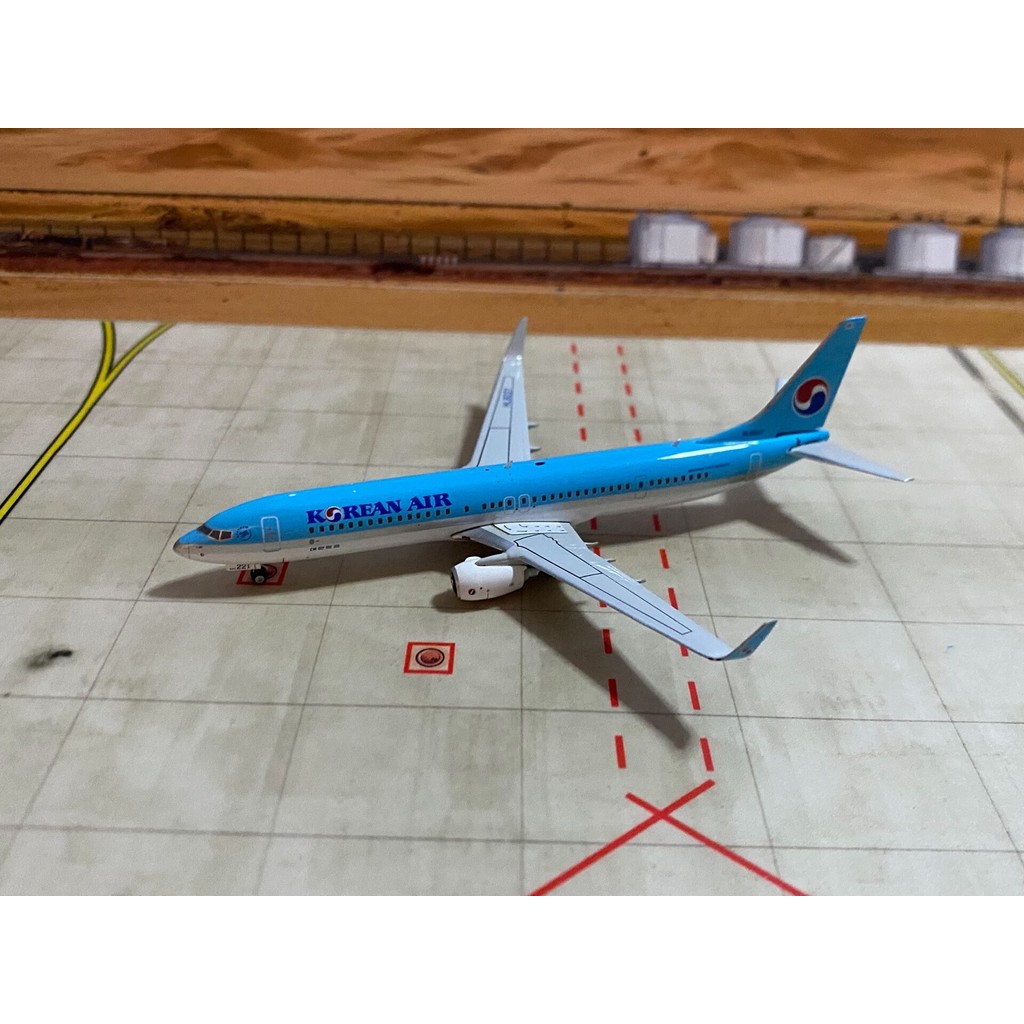 Phoenix 4285 สายการบินเกาหลี B737-900ER HL8221 1: 400 กรุณาอย่าถามฉัน Brand New Flawless Asylum คําถ