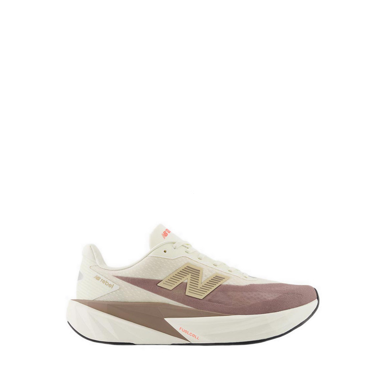 รองเท้าวิ่ง New Balance Rebel v5 สีเบจ/น้ำตาล