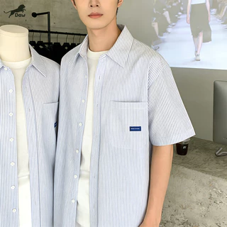 DAW เสื้อเชิ้ตลายทาง สีฟ้า เสื้อเชิ้ตแขนสั้น กระดุมแถวเดียว มีกระเป๋า สไตล์เกาหลี สบายๆ หลวมสบาย บาง ฤดูร้อน unisex