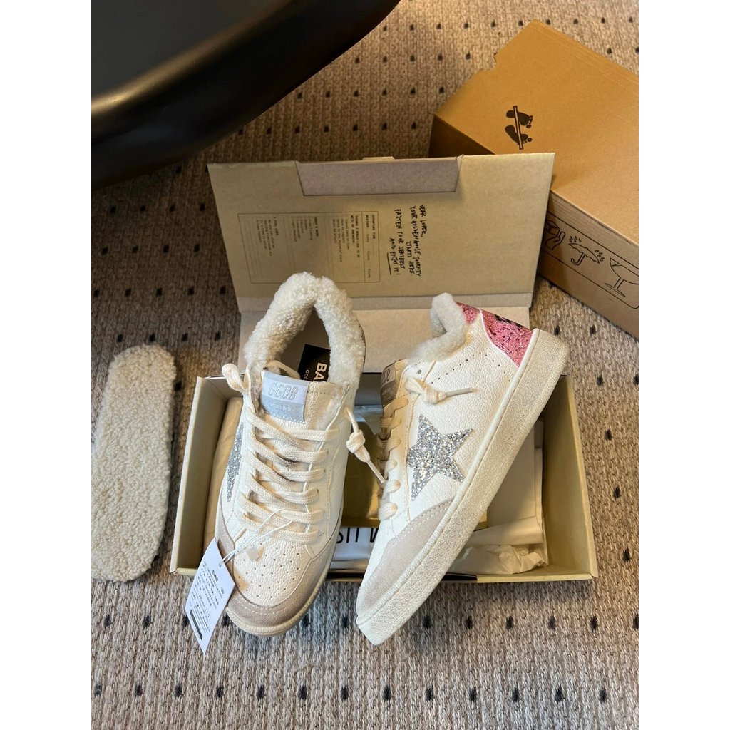 รองเท้าสไตล์ใหม่ สะดวกในการสวมใส่ ออกแบบโดย ggdb และ.ballstar.