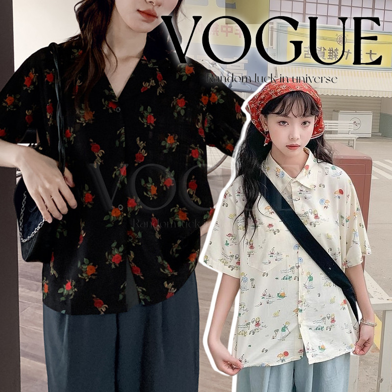 Vogue🌟พร้อมส่ง🌟 เสื้อวินเทจ แขนสั้นคอปก ลายดอกไม้-สกรีนน่ารัดเท่ๆ ใส่สบาย (FY6498)