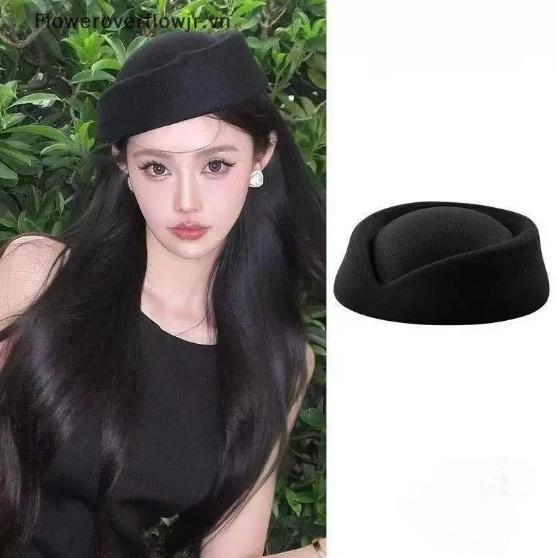 FJR Beret หมวกหมวก Airline Stewardess Flight Attendant หมวกสีดําแบนหมวกคลิปผมอุปกรณ์เสริมผม HOT