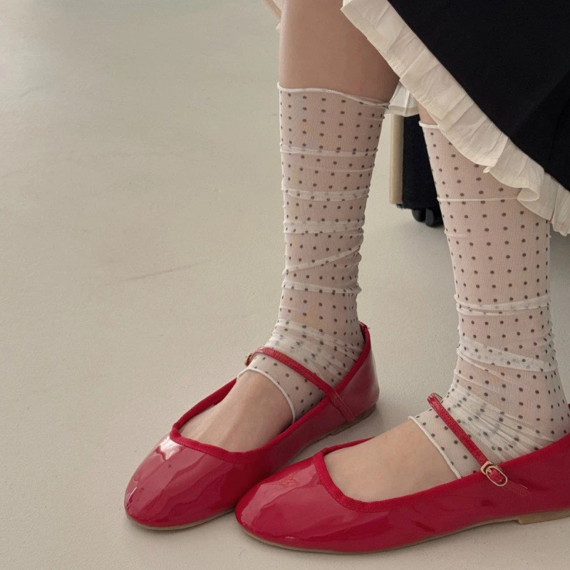 ถุงเท้าลายจุด polka dot สำหรับ 여름, เน้นความบางและเป็นมิตรกับผิว, สไตล์ลูกวัว