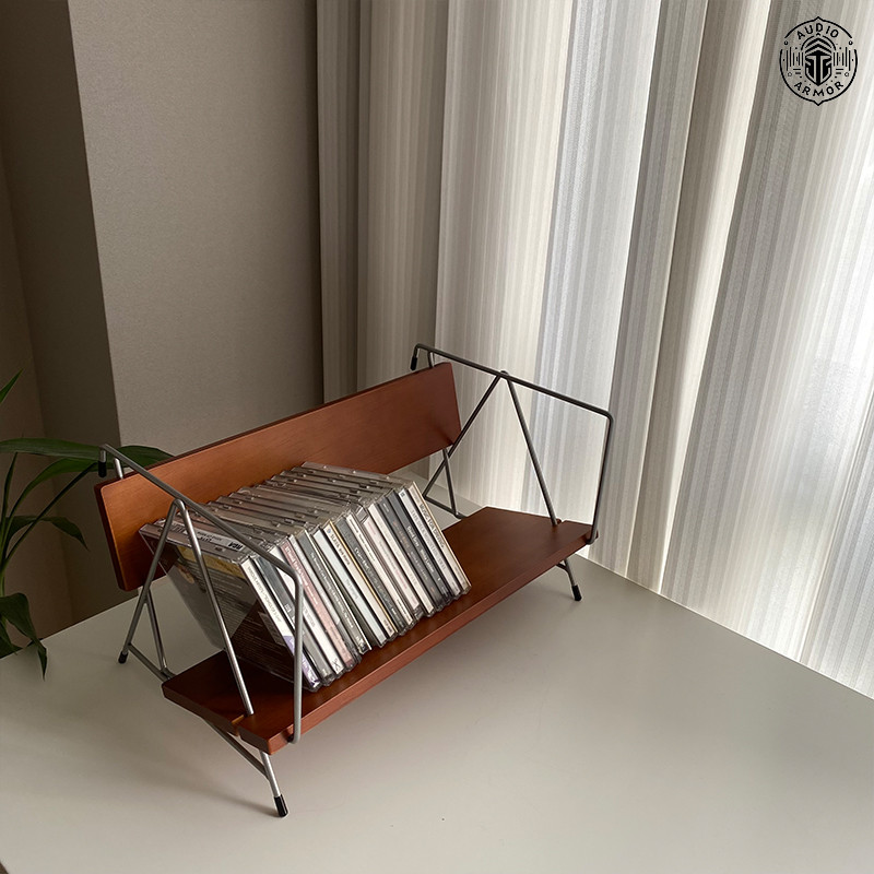 CD Rack Storage cd Display Rack เดสก์ท็อปชั้นอัลบั้มยุคกลาง Retro Music Armor ไม้เนื้อแข็ง cd Disc R