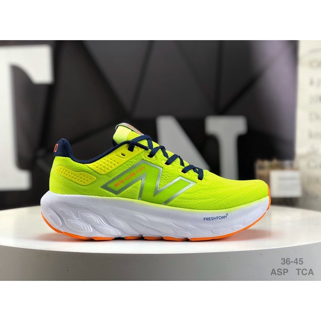 รองเท้าวิ่ง New Balance FuelCell Rebel V4 น้ำหนักเบา ออกแบบมาเพื่อการวิ่งและการออกกำลังกาย