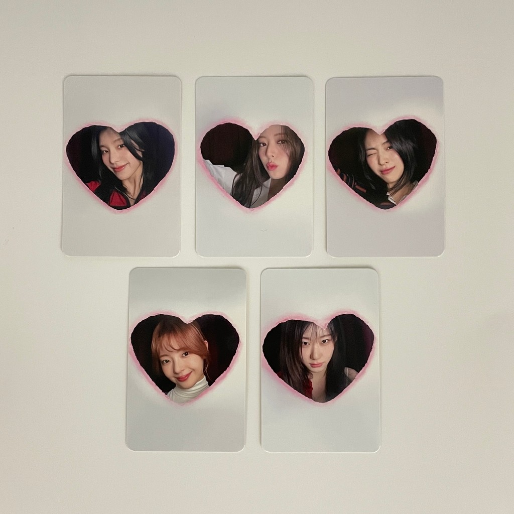 [READY STOCK] ITZY - GOLD MAKESTAR VIDEO CALL PHOTOCARD