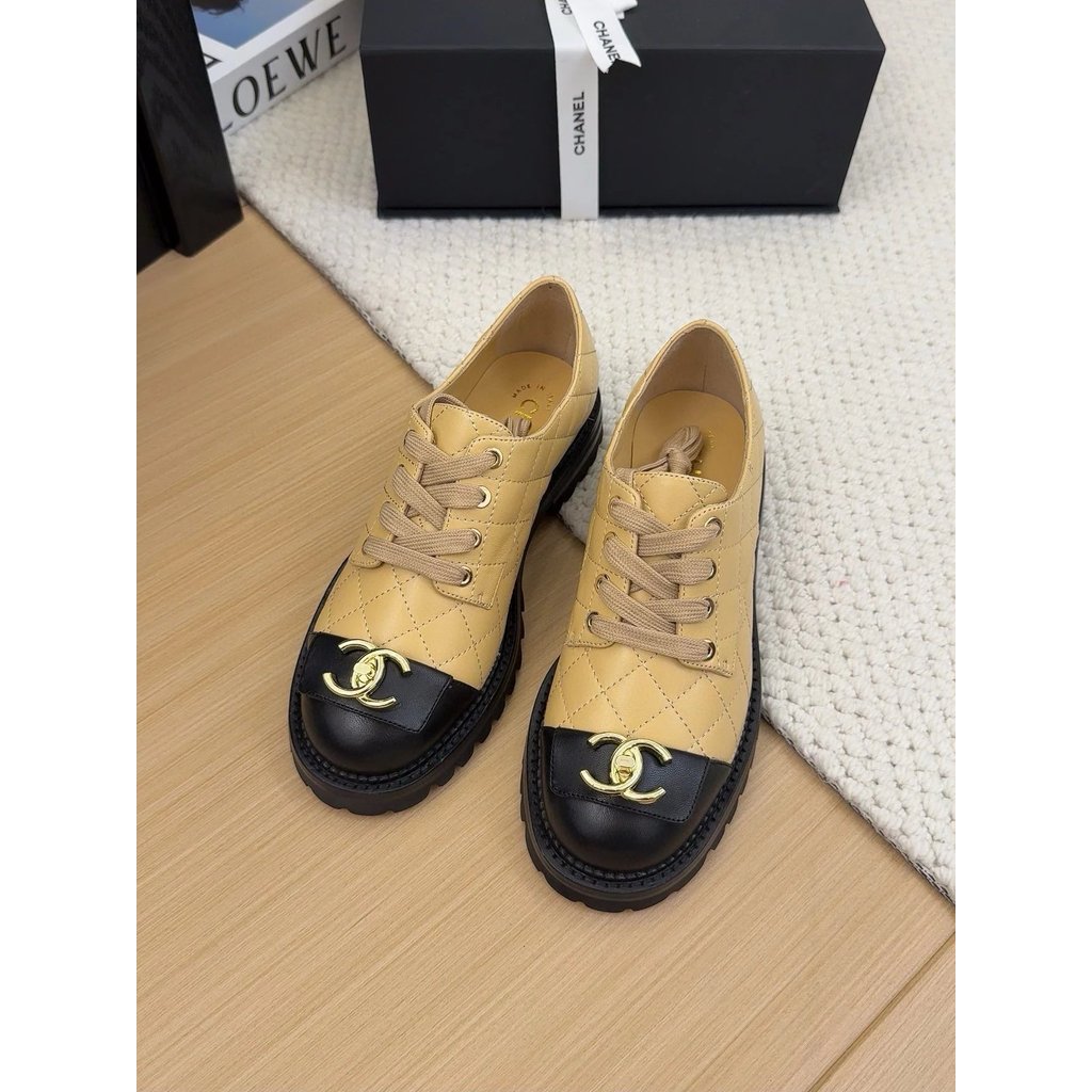 รองเท้าหนังส้นสูง.CHANEL ขนาด 35-39