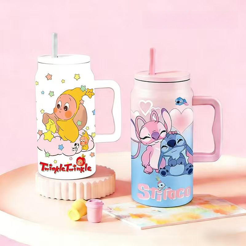 แก้วเก็บความเย็น 1500ml พร้อมที่จับและฝาฟางถ้วยแก้วกระติกเก็บความร้อนและเย็นถ้วยน้ำในรถยนต์ข