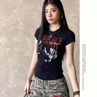 เสื้อยืดแขนสั้นพิมพ์ลายสร้างสรรค์ นักร้องร็อคสตรีทอเมริกัน ทรงสลิมฟิตไหล่ปกติ เฮฟวี่เวท ทำจากผ้าฝ้ายแท้ วัสดุหนัก ท๊อป