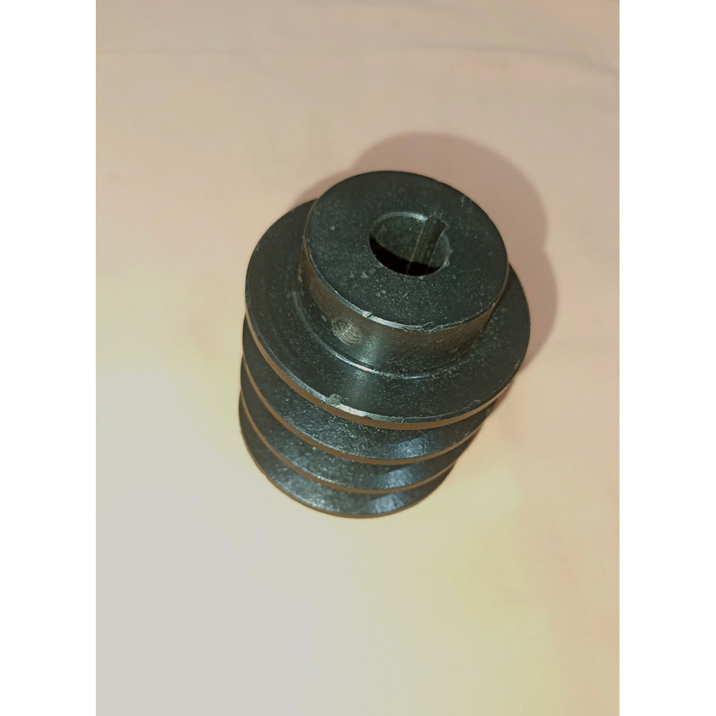 เหล็กหล่อ Pully B3 x 3"//7.5cm -- เป็น 19,20,25,32