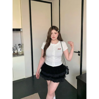B&R พร้อมส่ง เสื้อยืดแขนสั้นทรงเข้ารูปสำหรับผู้หญิง เสื้อครอปเข้ารูปสำหรับสาวไซส์ใหญ่ ปุ่มกดคลายได้ ขนาด S-2XL