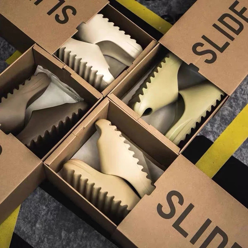 Kanye อีกใช้ Kanye West x Yeezy Slide Resin Coconut Outdoor Style Beach Sandals to Wade and Wear