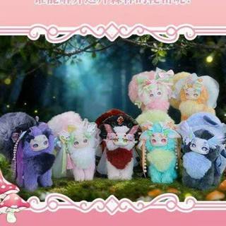 แมวมังกรรุ่นที่ห้าป่ามืดชุดกระเป๋าจี้กล่องลึกลับสาวน่ารักปีม…