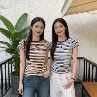 เสื้อยืด ลายทาง แขนสั้นทรงเข้ารูปสวย ช่วยเสริมสรีระให้ดูเพรียวบาง