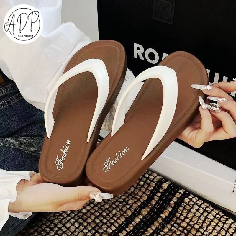 ADP FASHIONz รองเท้าแตะผู้หญิง พื้นนิ่มกันลื่น กันน้ำ พื้นหนา รองเท้าแตะหูคีบ ยางPVC X154