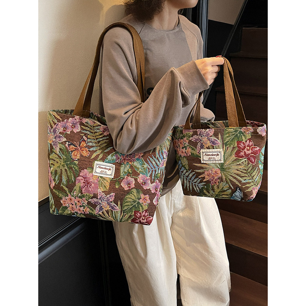 gental women กระเป๋าสุภาพบุรุษแท้ กระเป๋าผ้า กระเป๋าสะพายผ้าใบขนาดใหญ่ อเนกประสงค์สำหรับนักเรียนและแ