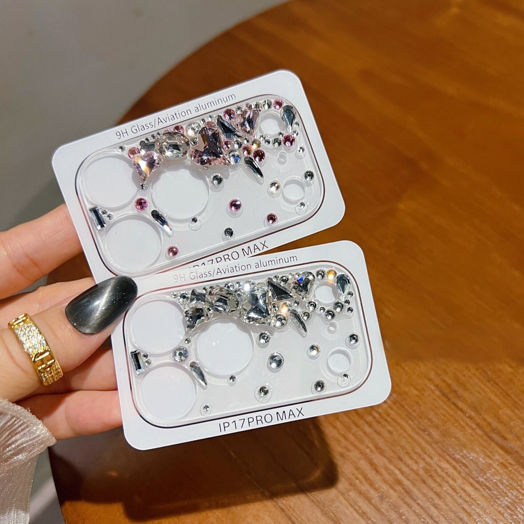 หรูหราครึ่งหน้าจอ Rhinestones ตกแต่งโปร่งใสกล้องเลนส์ Protector สําหรับ iPhone 17 Pro Max 17 Pro กระจกป้องกันเลนส์