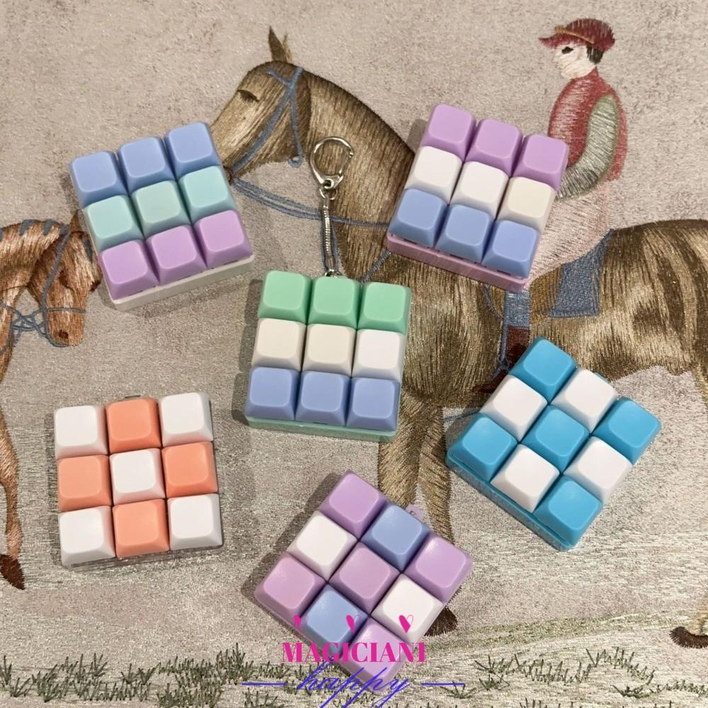 MAGICIAN1MB คีย์บอร์ดนิ้ว, ความเครียดบรรเทาปุ่ม Fidget พวงกุญแจ, ผ่อนคลาย 2/3/6/9 คีย์ Gadget Pass เ