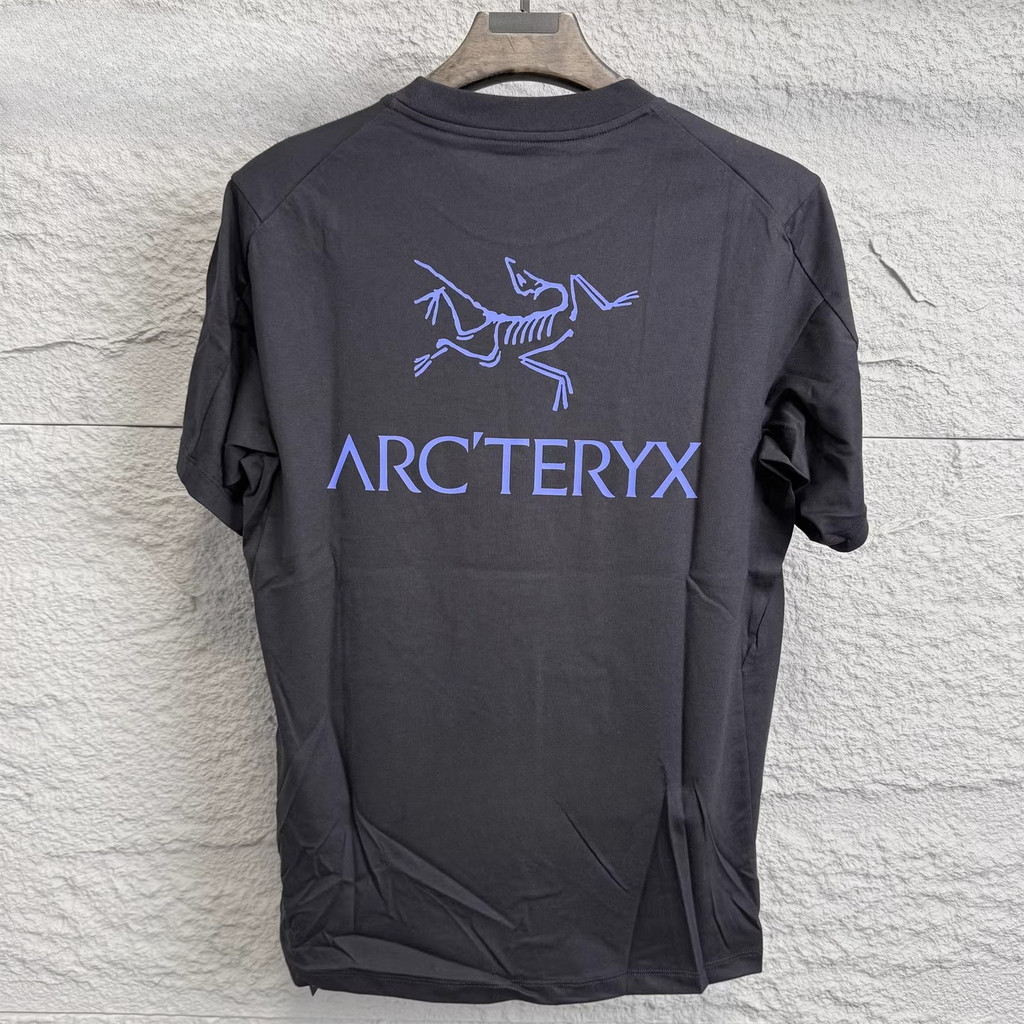 เสื้อยืดแขนสั้นรอบคอบ Arcteryx Kragg SL ไซส์ใหญ่ สวมใส่ง่ายสำหรับทั้งผู้ชายและผู้หญิง ทำจากผ้าฝ้ายพรีเมียม - รูปที่ 3