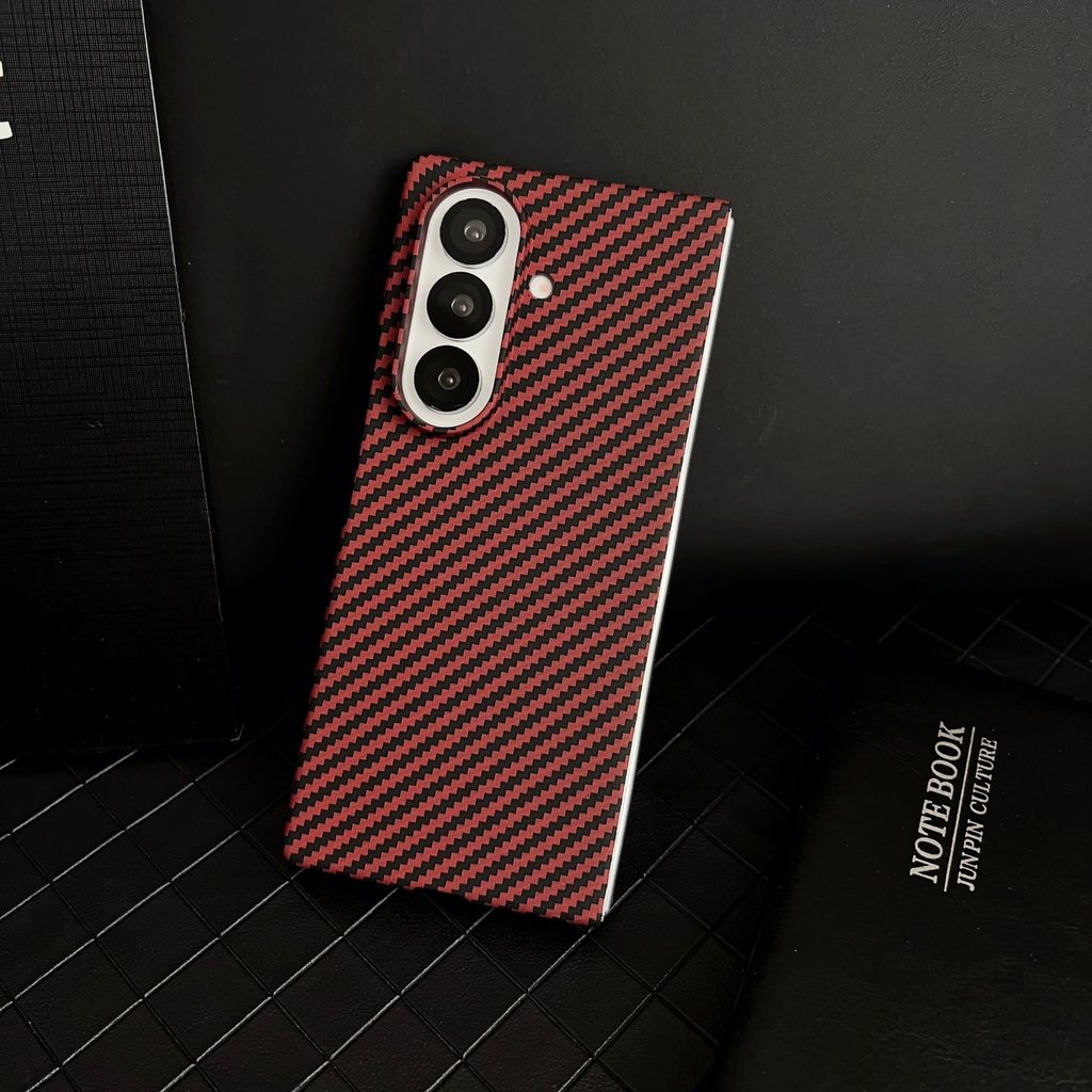 เหมาะสําหรับ Samsung ZFold7 เคสโทรศัพท์สีแดง Ultra-Thin คาร์บอนรูปแบบมิติแม่เหล็ก ZFold6 หน้าจอพับเคฟล่าร์ป้องกันกรณี Zfold5/4/3 Shock-proof Case ฟิล์มแบบบูรณาการมาพร้อมกับด้านหน้า Fil