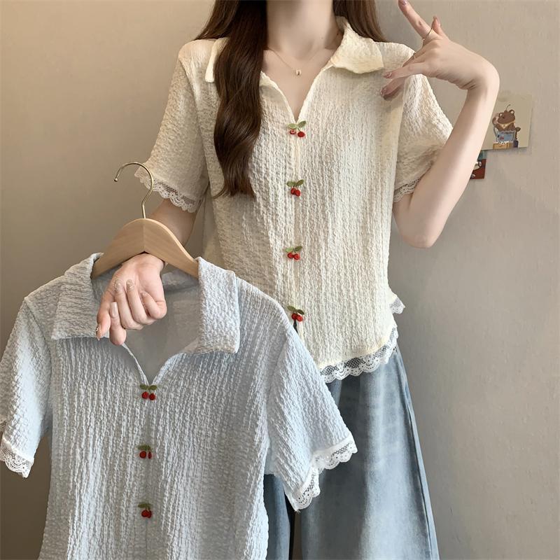 🌻Grace🌻 เสื้อเชิ้ตแขนสั้น ดีไซน์สวยงาม ตกแต่งด้วยลูกไม้ คอปกพับ สำหรับผู้หญิง สวมใส่ลำลอง ทรงเข้ารูป อเนกประสงค์ W708