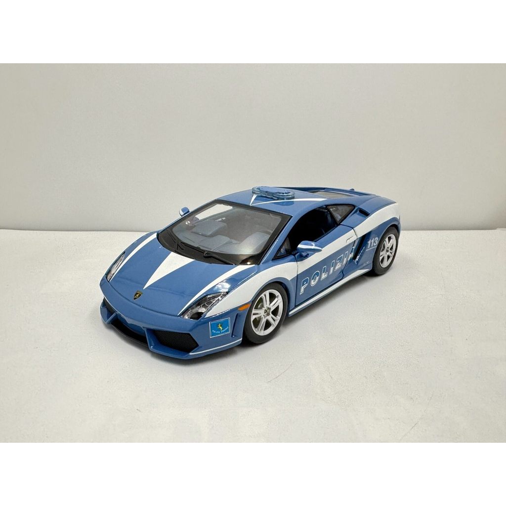 1: 24 MAISTO Lamborghini LP560-4 MAISTO Lamborghiniรถตํารวจอิตาลีรุ่นโลหะผสมฝาครอบเดิมประตูสามารถเปิ