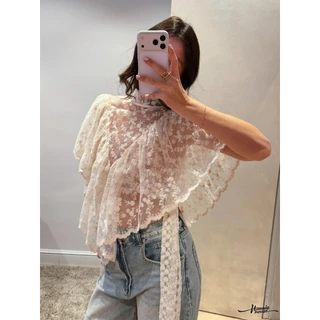 HANIE House - เสื้อครอปลูกไม้เชียร์ คอสูงปักลายดอกไม้สำหรับผู้หญิง
