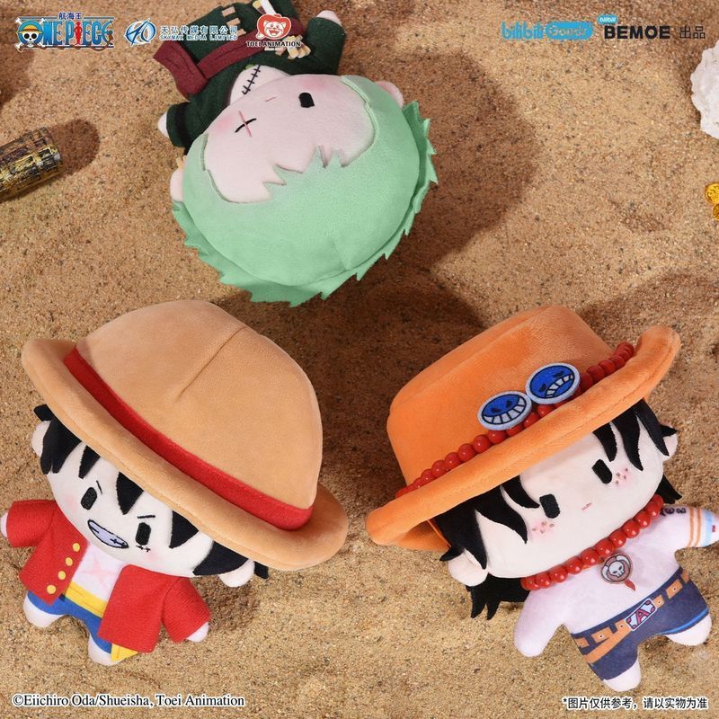 【พร้อมส่ง】one piece การ์ด แท้ การ์ด มังงะ โมเดล ตุ๊กตา plush dollของแท้พร้อมสต็อก One Piece r Series