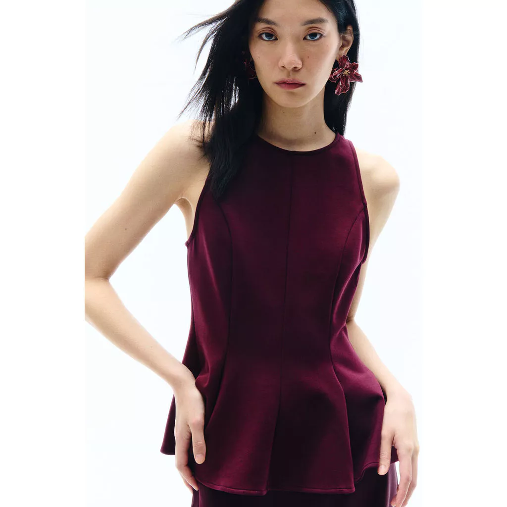 H&M(เอชแอนด์เอ็ม) เสื้อแขนกุดดีไซน์เปลมุมที่ช่วยเน้นสัดส่วน Women Sleeveless peplum top 1322353_1