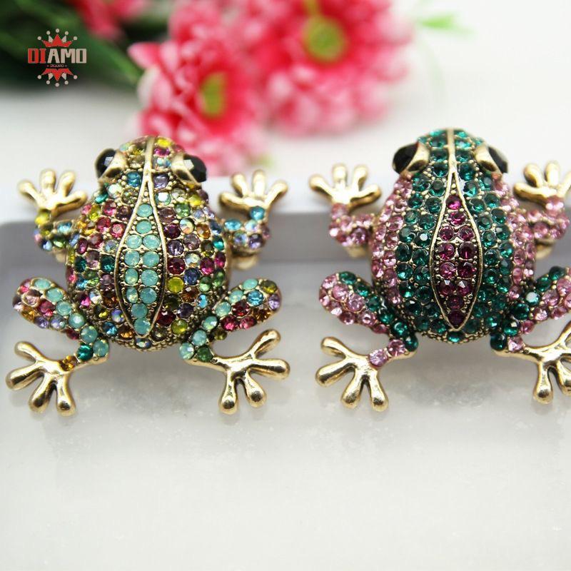 DIAMONDLURE แฟชั่น Retro Rhinestone กบเข็มกลัดสําหรับเสื้อผ้าผู้หญิงเครื่องประดับเครื่องประดับเครื่อ