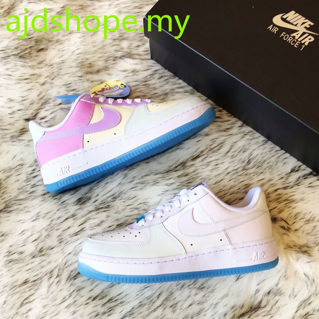 2021 พร้อมส่ง Nike Air Force 1 07 LX UV Color Changing Swoosh DA8301-101
