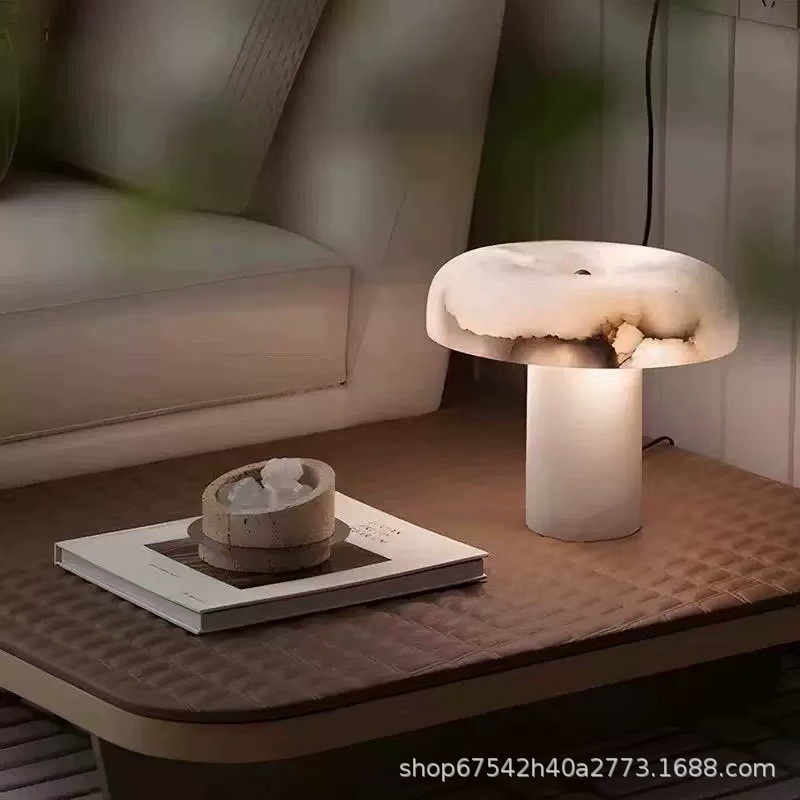 Modern minimalist model room living room dining room coffee table marble table lamp soft decoration 