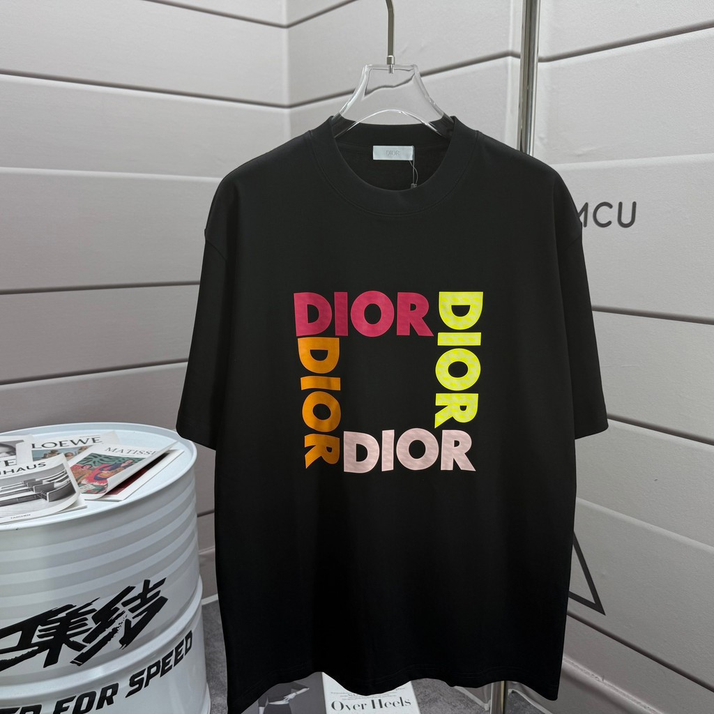 DIO * R2026 Star คลาสสิกรอบคอแขนสั้นเสื้อยืดผู้ชายผู้หญิง 2 เส้น 100% ผ้าฝ้ายที่กําหนดเอง All-Match 