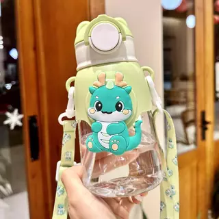 กระบอกน้ำเด็ก ขวดน้ําพร้อมหลอดและสายรัด 600ml พกพา ขวดน้ำเด็กอนุบาล กระติกน้ำเด็กไปโรงเรียน ทนทาน