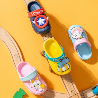 รองเท้าแตะแฟชั่นเด็ก มีรัดส้น  สวมใส่สบาย ใส่เที่ยวได้  ใส่ไ…