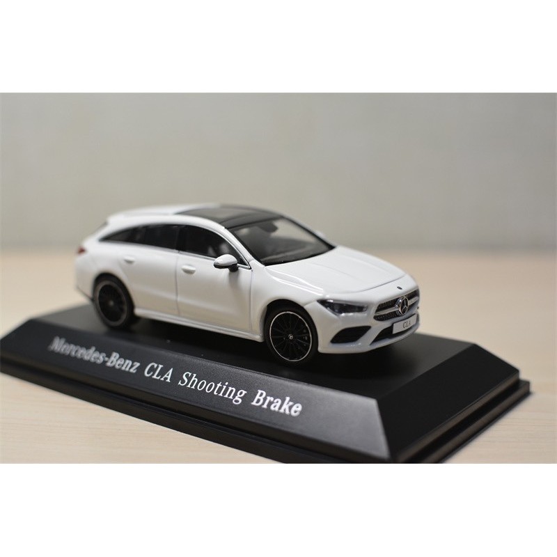 SPARK 1: 43 Benz Benz CLA SHOOTING BRAKE Hunting Version สีขาว กระเป๋าโรงงานเดิม